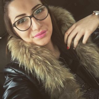 Десислава Мандова Десислава Мандова