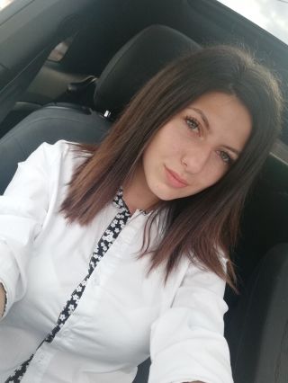 Силвия  Хамбарлийска