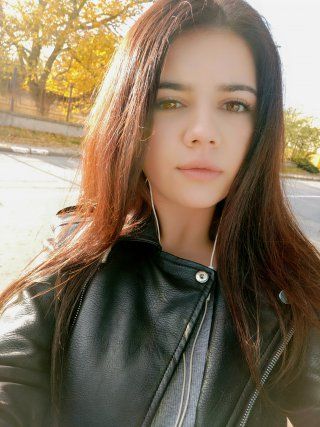 Симона  Богданова