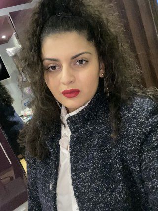 Ани Искандарян Ани Искандарян