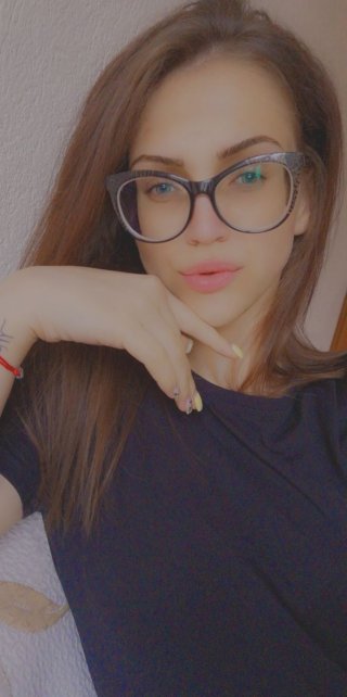 Моника  Митрева