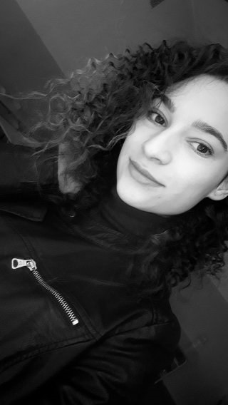 Никол Харалампиева Никол Харалампиева