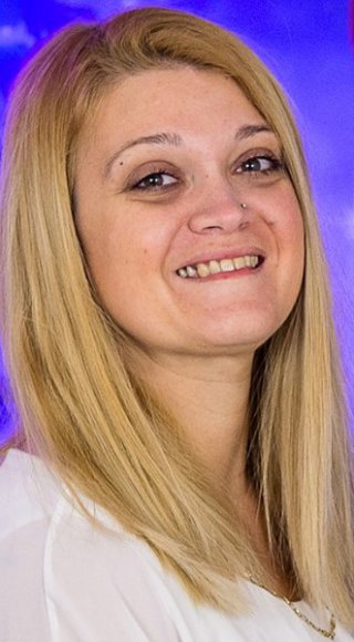 Доника  Николова