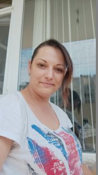 Петя Банова