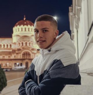 ДАНИЕЛ  ПЕНЧЕВ