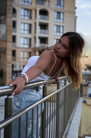 Симона Близнакова