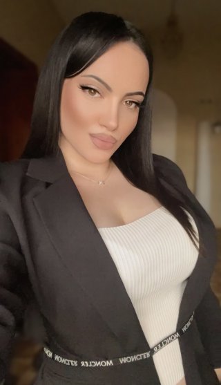 Симге Салим