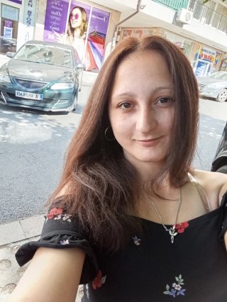 Дани  Иванова