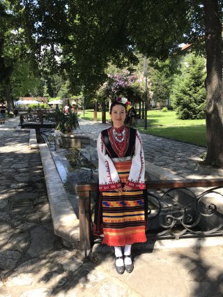 Яна  Величкова