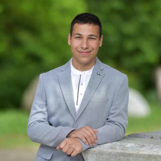 Даниел Иванов