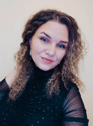 Полина  Маринова