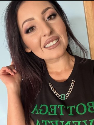 Весела Костадинова