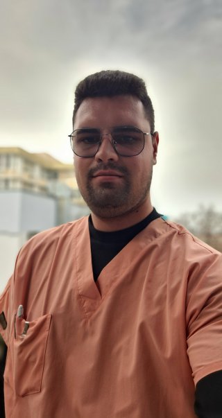 Петър Каварджиев