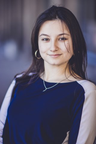 Ани Младенова