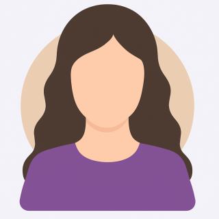 Поли Панова