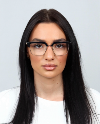 Ели  Чобанова