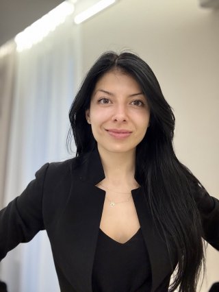 Виктория Хлебарова