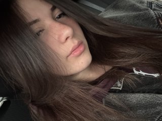 Симона  Костадинова