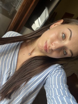 Никол Казакова