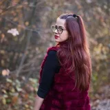 Мирела Николова