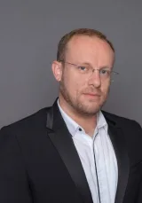 Деян Йотов