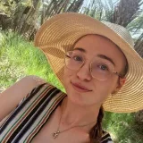 Хрис-Мария Славова