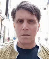 Юлиан Ламбов