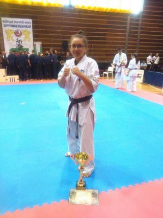 Ивелина Петрова