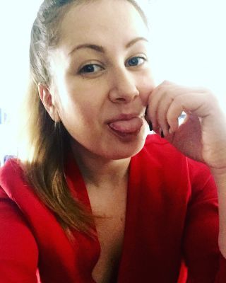 Тихомира Николова