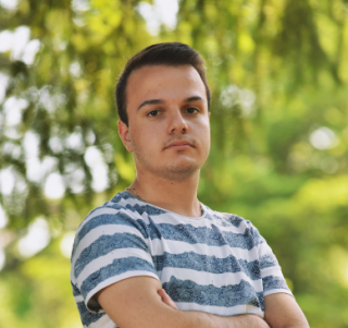 Момчил Бенов