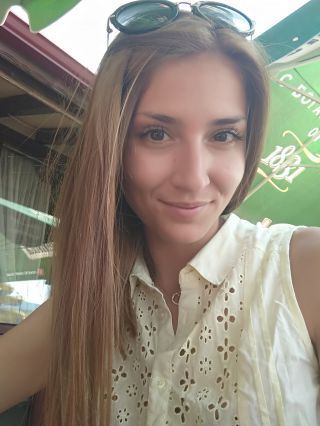Лора Видинова