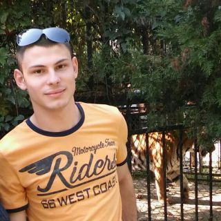 Иван Добрешков