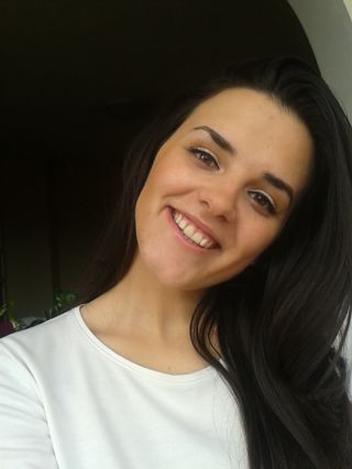 Полина Енева