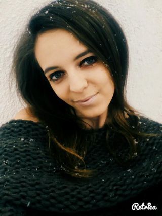 Стефани Ангелова