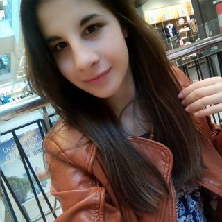 Зара Александрова