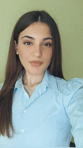 Синем Хюсеинова