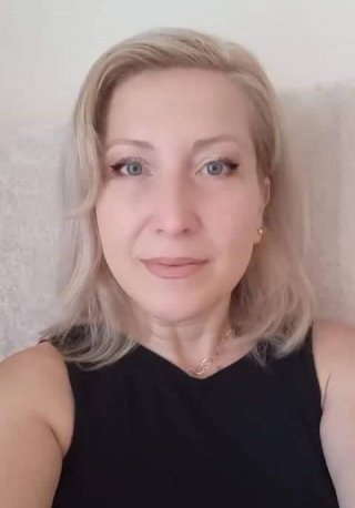 Мюневер Емин
