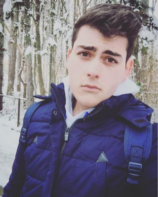Деян Динолов