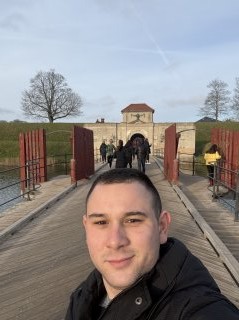 Николай Кръстев