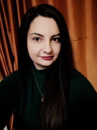 Емилия Николова